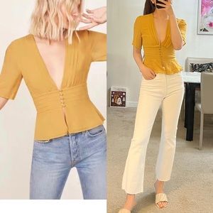 New never worn Reformation Noah top shirt